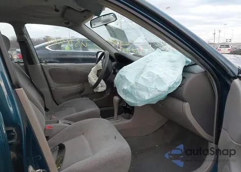 2001 Chevrolet Prizm z USA, uszkodzony, nr VIN 1Y1SK52821Z443097